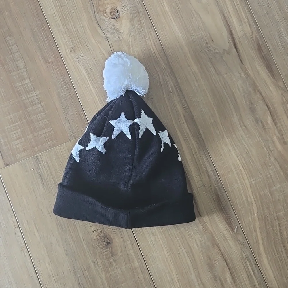 N/A cozy black