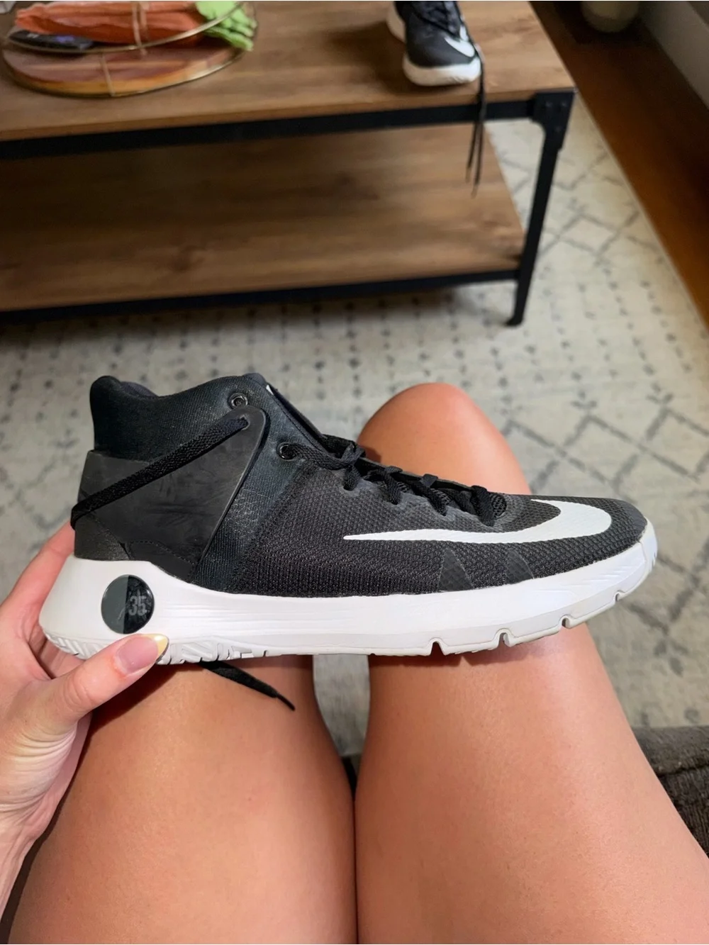Nike Men's Black & White Basketball Shoes
