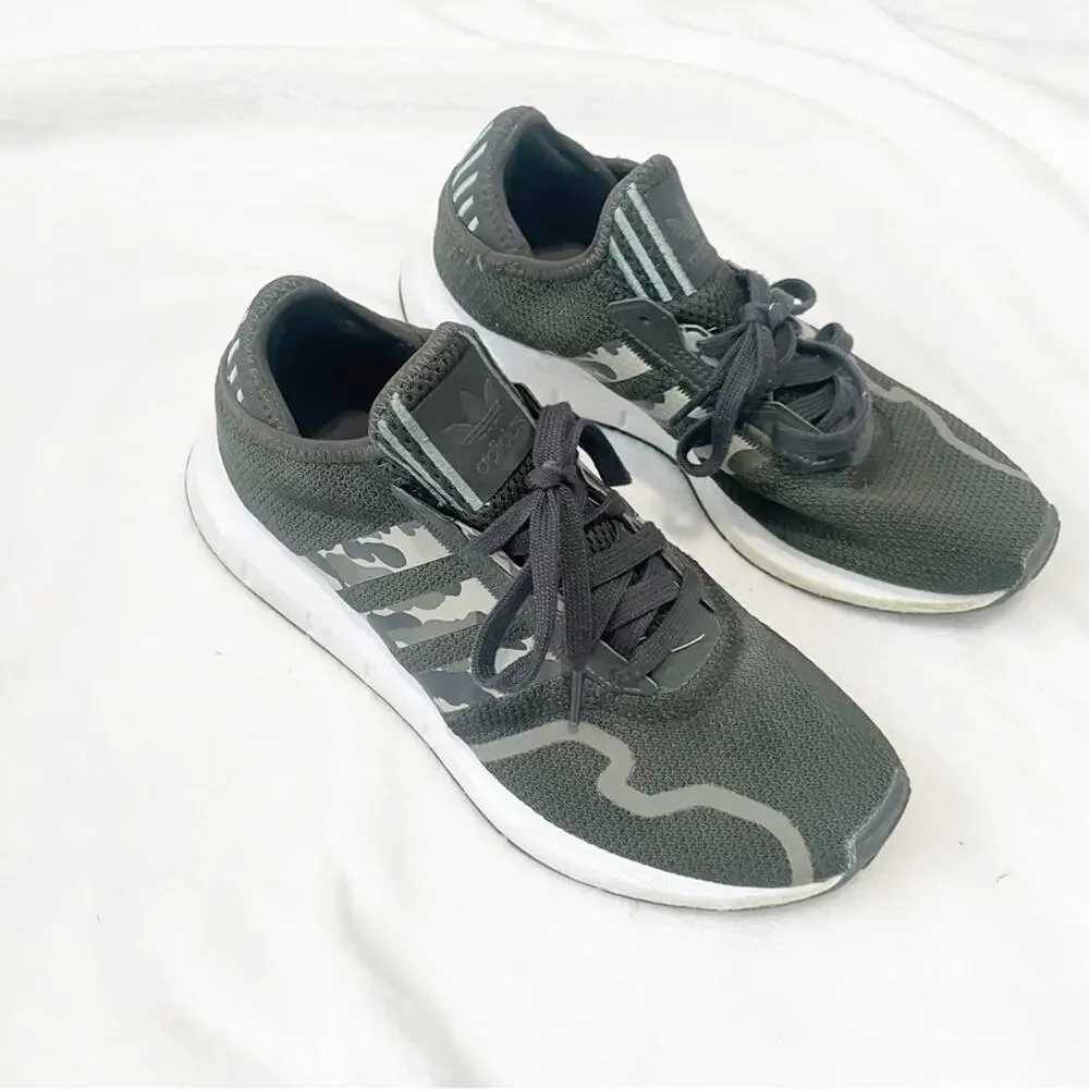 Adidas originals mens swift run X camo green athletic sneakers size 8