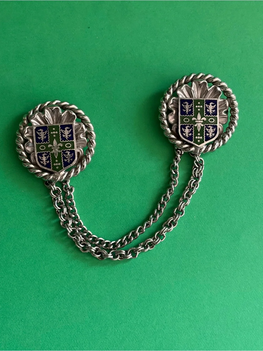 N/A elegant silver