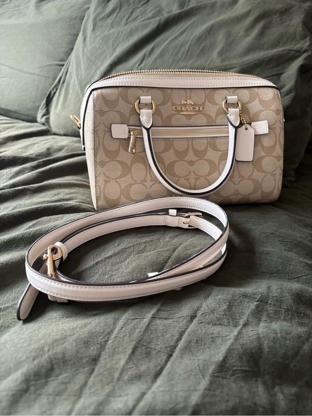 Coach satchel signature