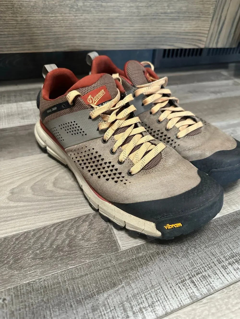 Women’s Danner trail 2650