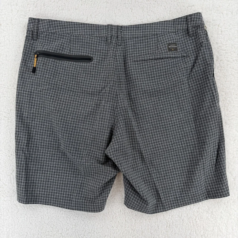 Quiksilver Waterman Shorts‎ Mens 40 Gray Plaid Performance Golf Hybrid Casual