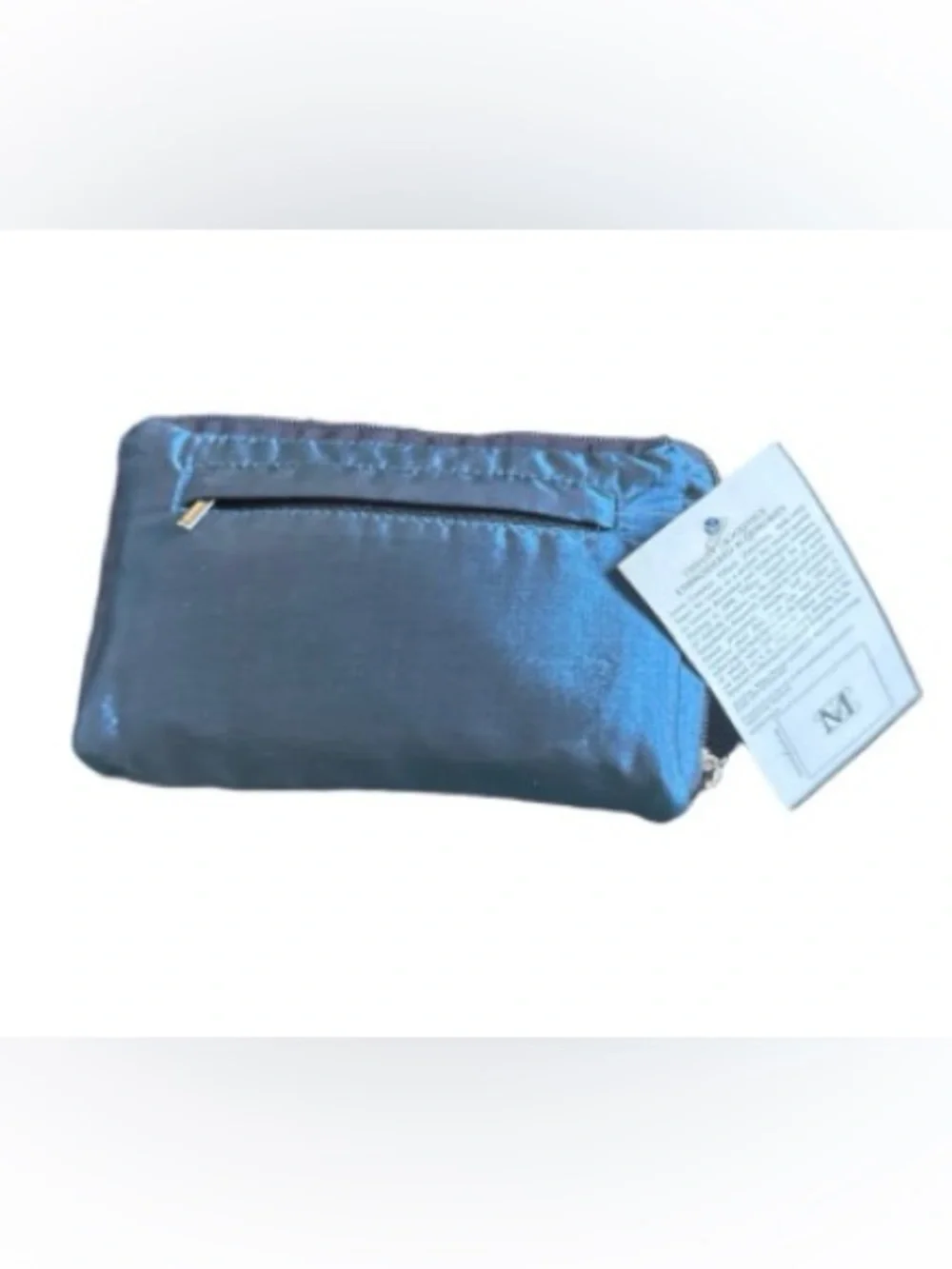 Metropolitan Museum of Art￼ pouch closure
