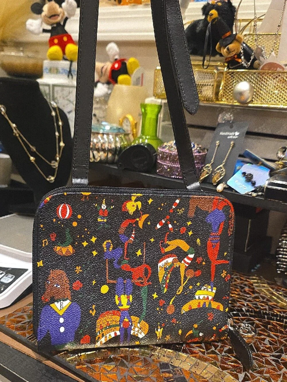 N/A chic black