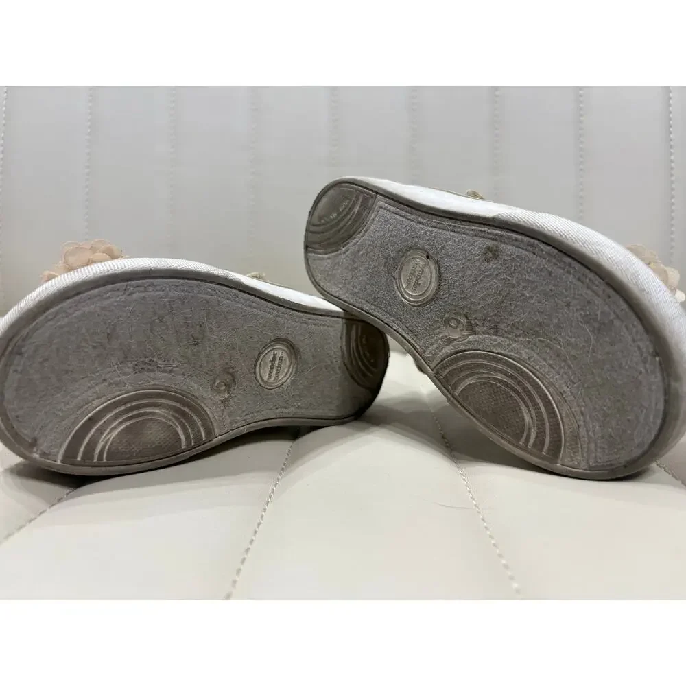 5/$10 Gold Slip Ons - Wonder Nation - 6