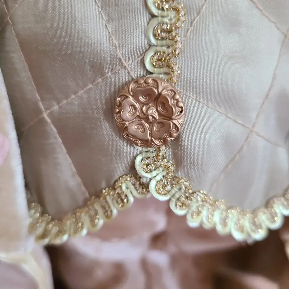 Vintage nick keywords closet