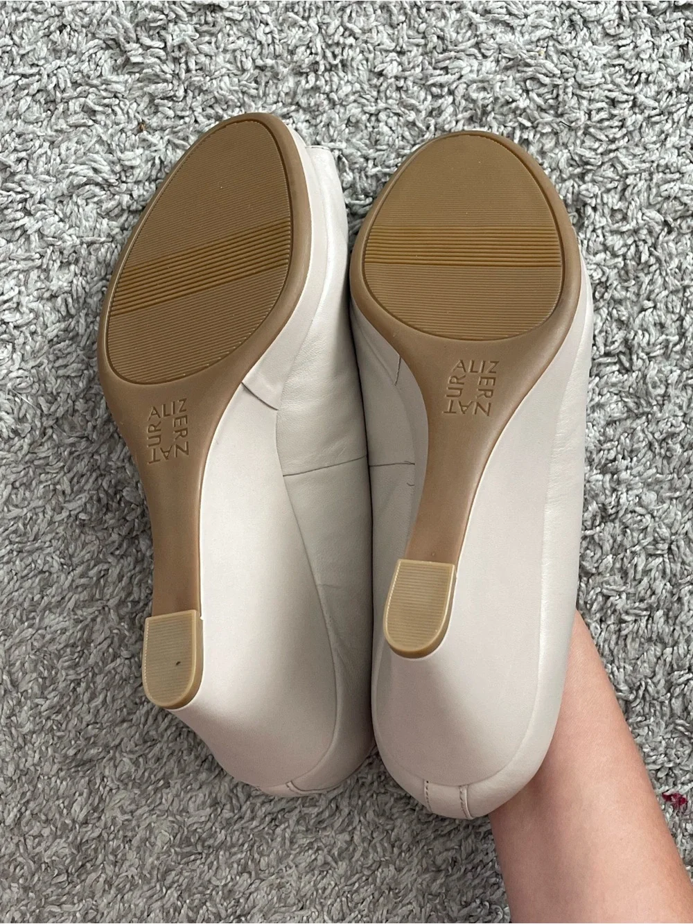 Naturalizer nude wedge