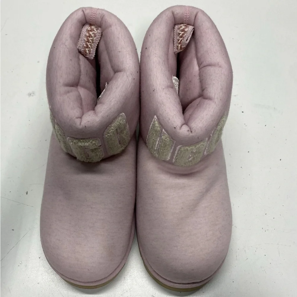 UGG soft pink
