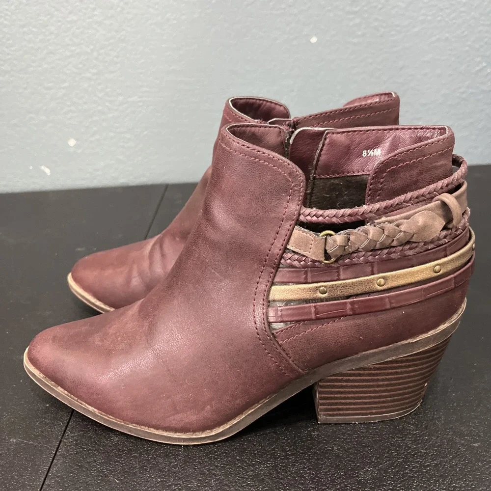 Maurices women burgundy