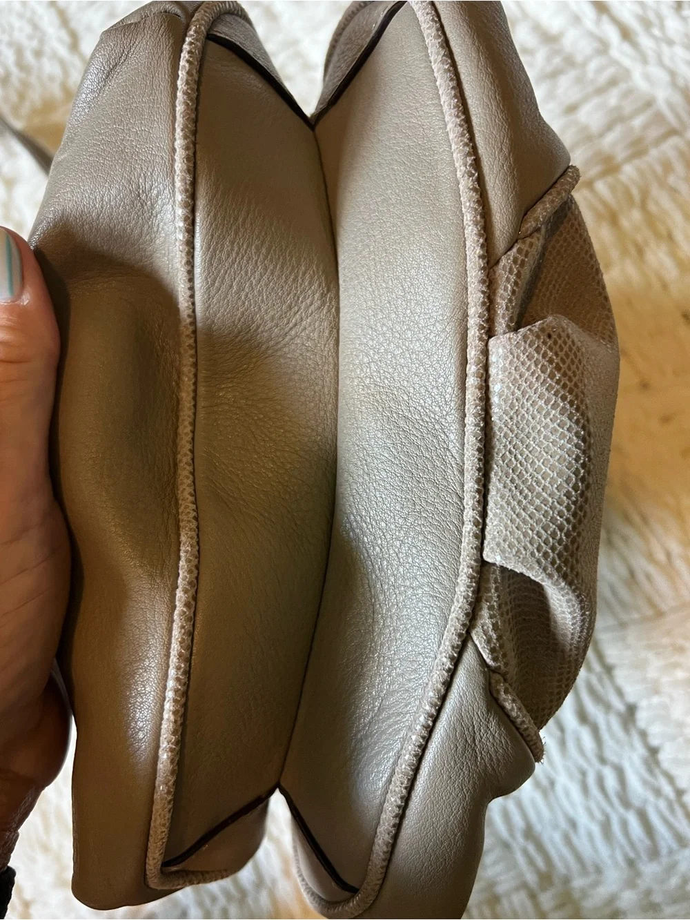 b. makowsky makowsky crossbody