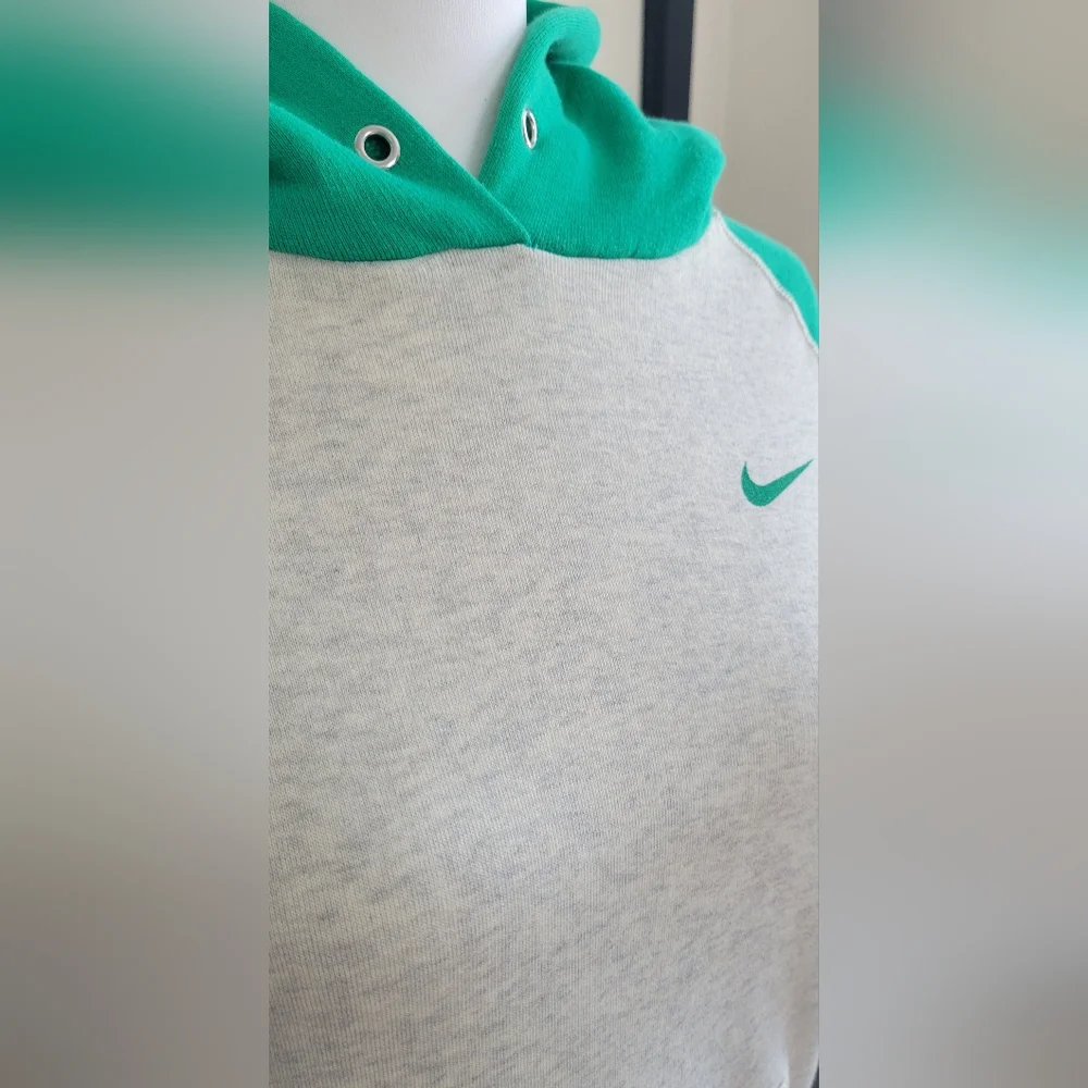 Nike stay comfortable
