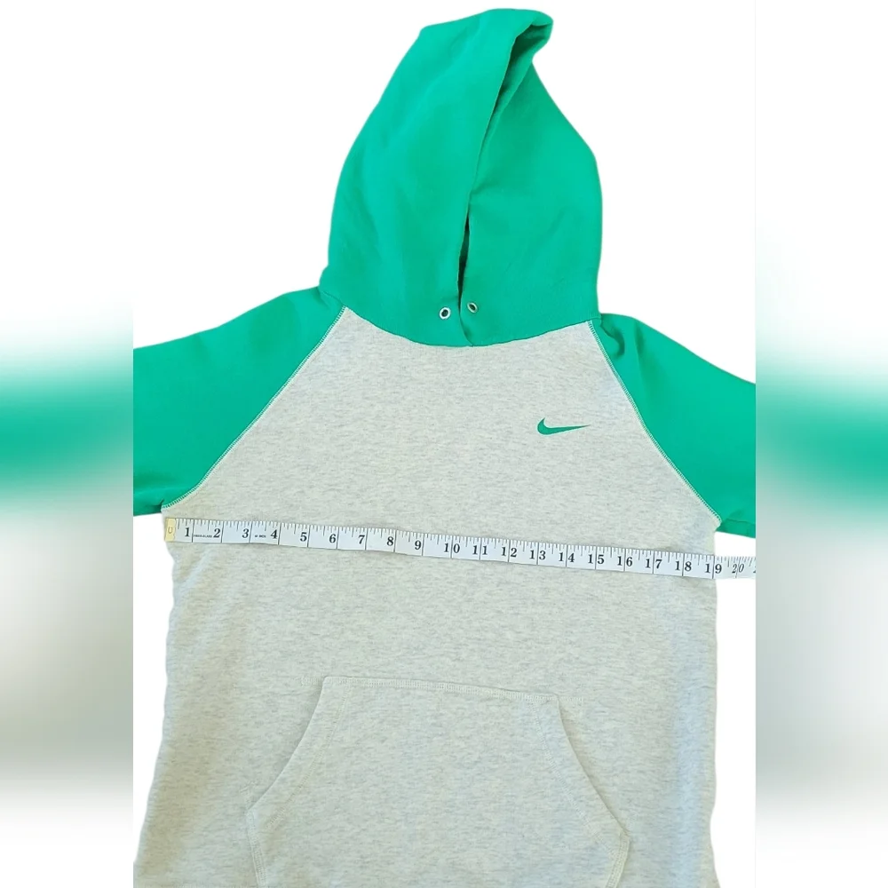 Nike stay comfortable