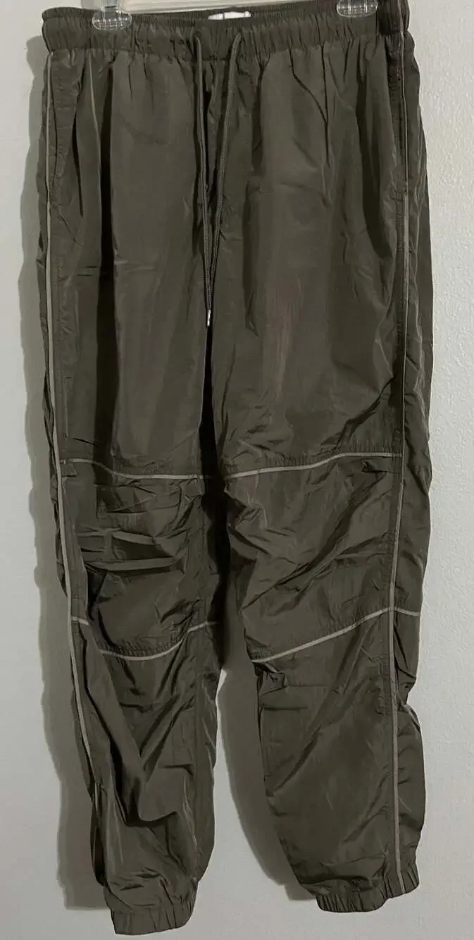 Urban Outfitters men’s lg