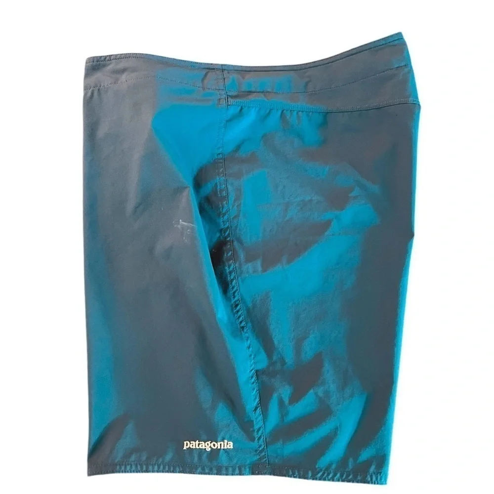 Patagonia men’s blue