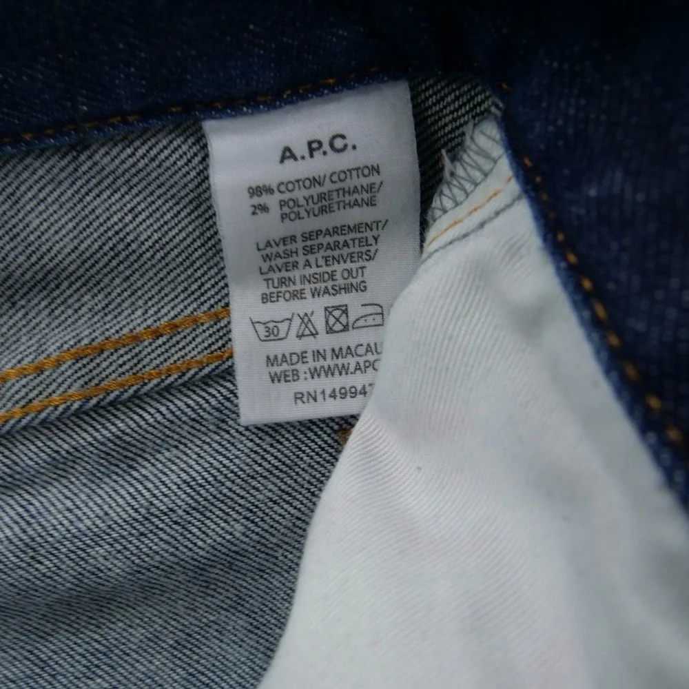 A.P.C. gently pre