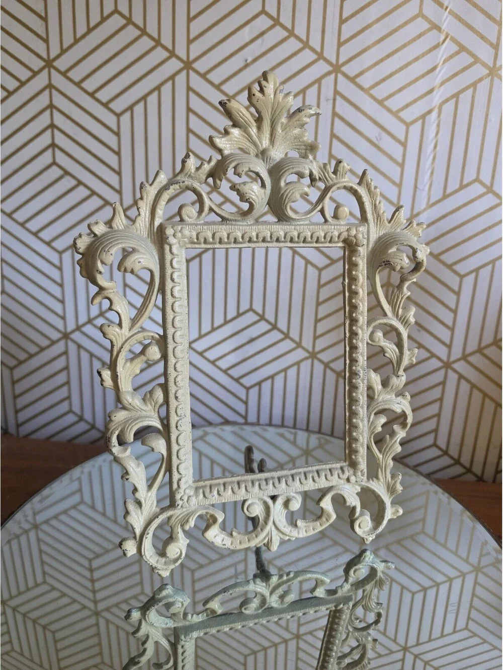 Shabby Chic antique shabby