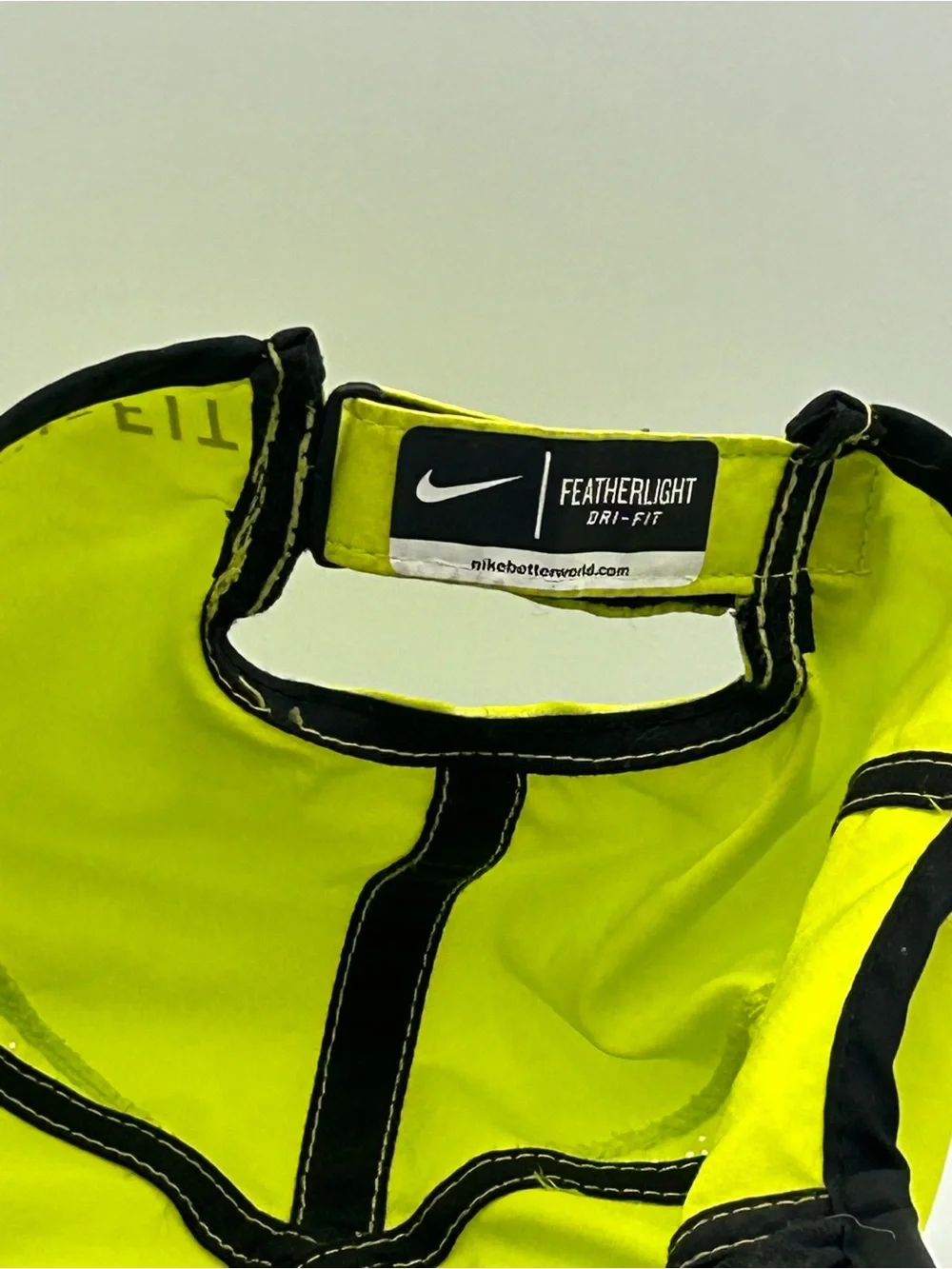 Nike lightweight you bright