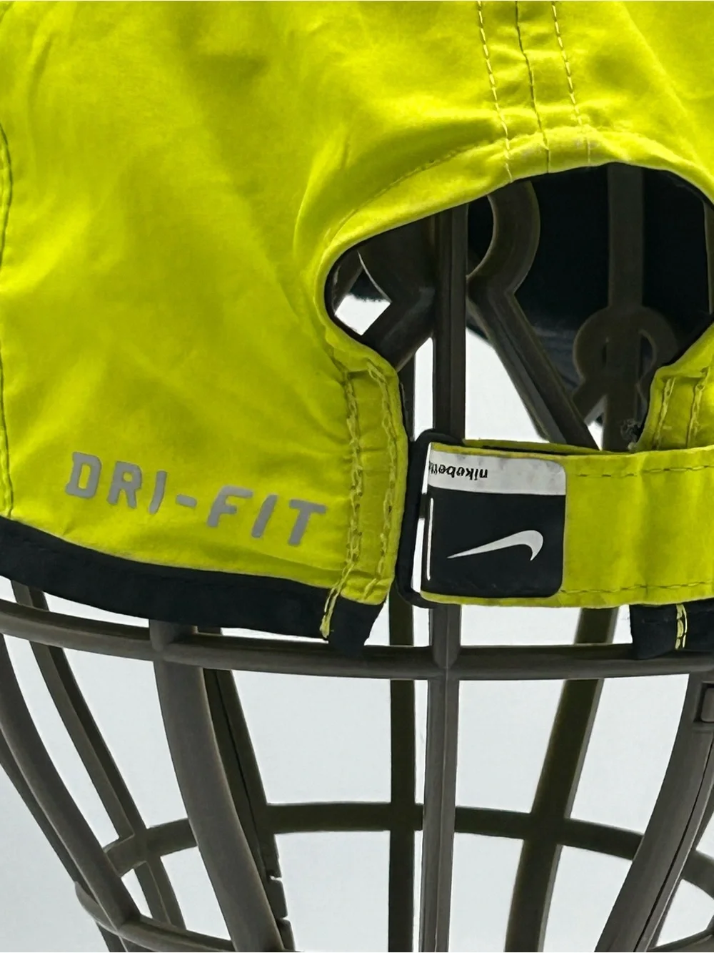 Nike design contrasting