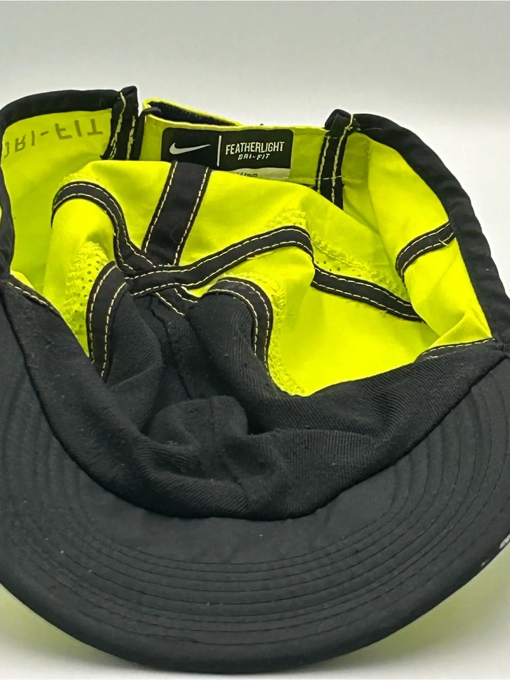 Nike hat cap small