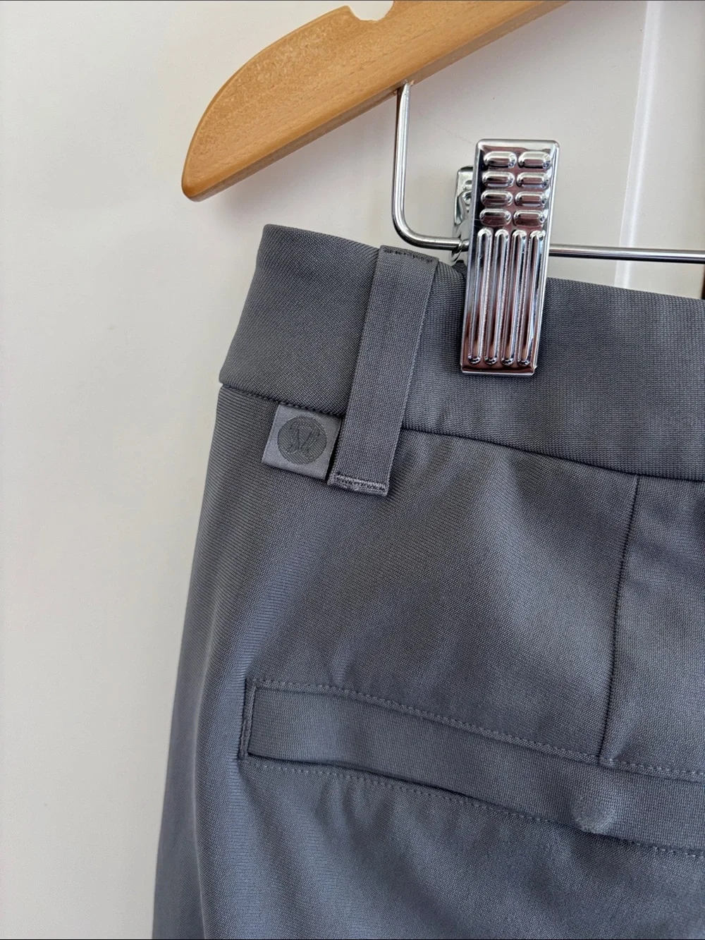 Lululemon ABC Warpstream Slim Fit Pants Golf Chino LM5AQZS Gray Mens Size 30