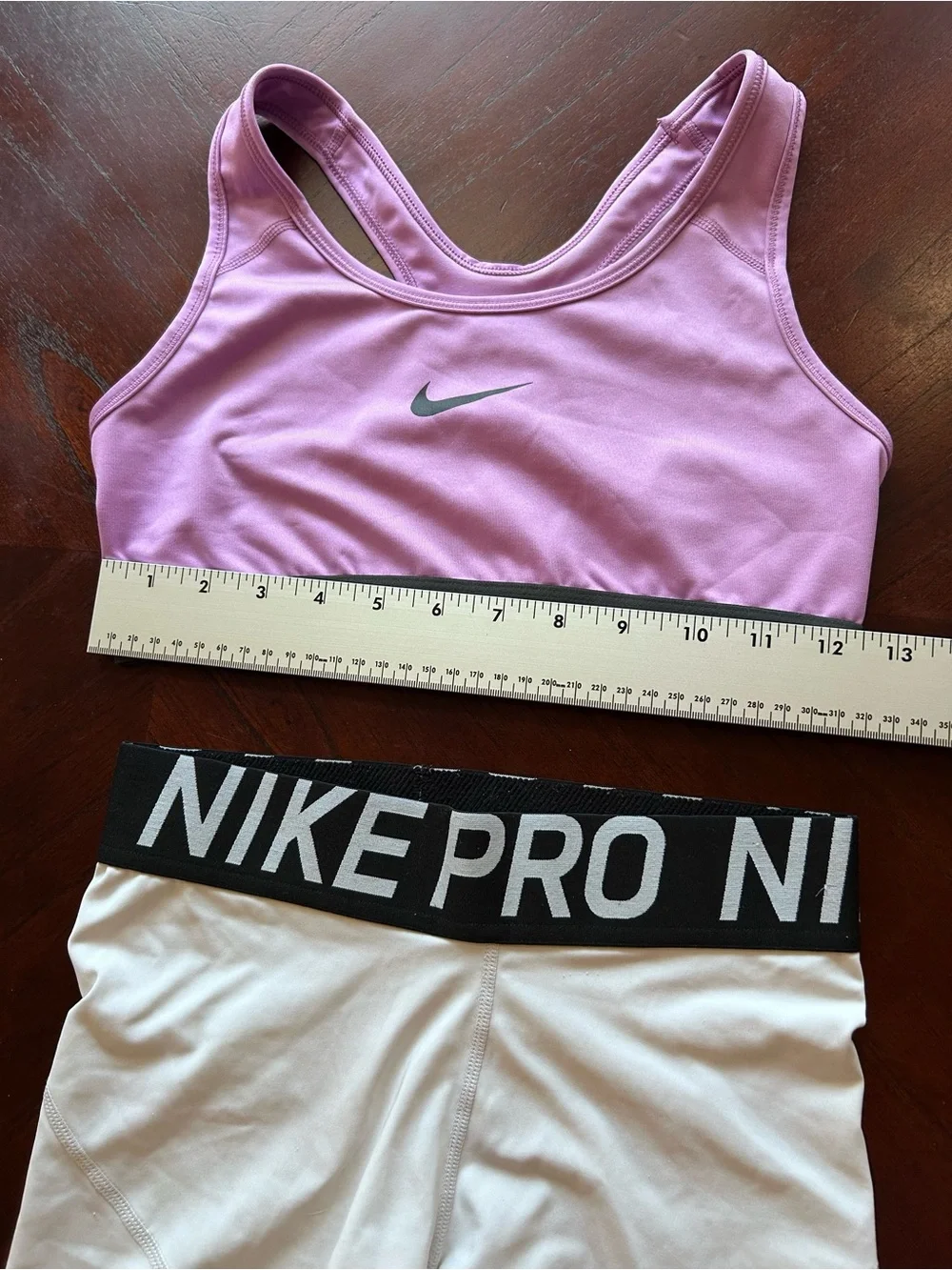 Nike lightweight white runs