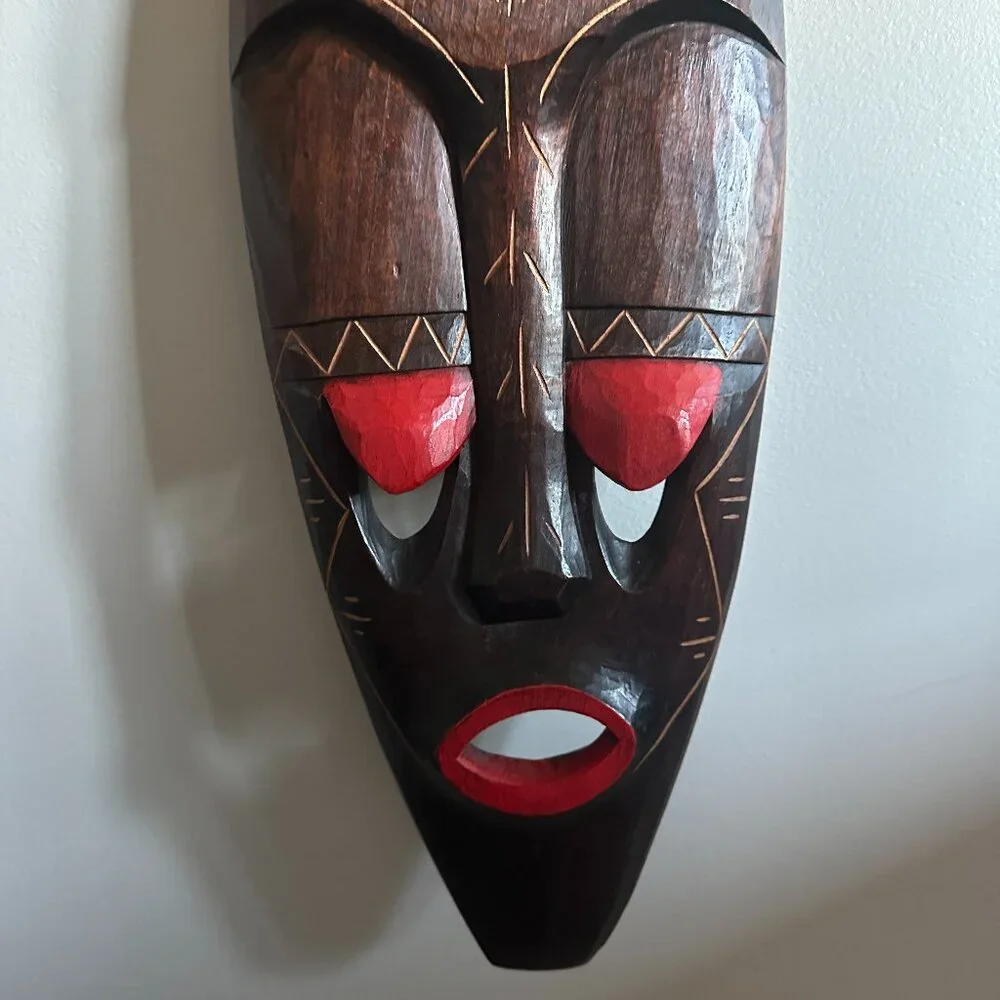 Ecuadorian Artisan traditional hand