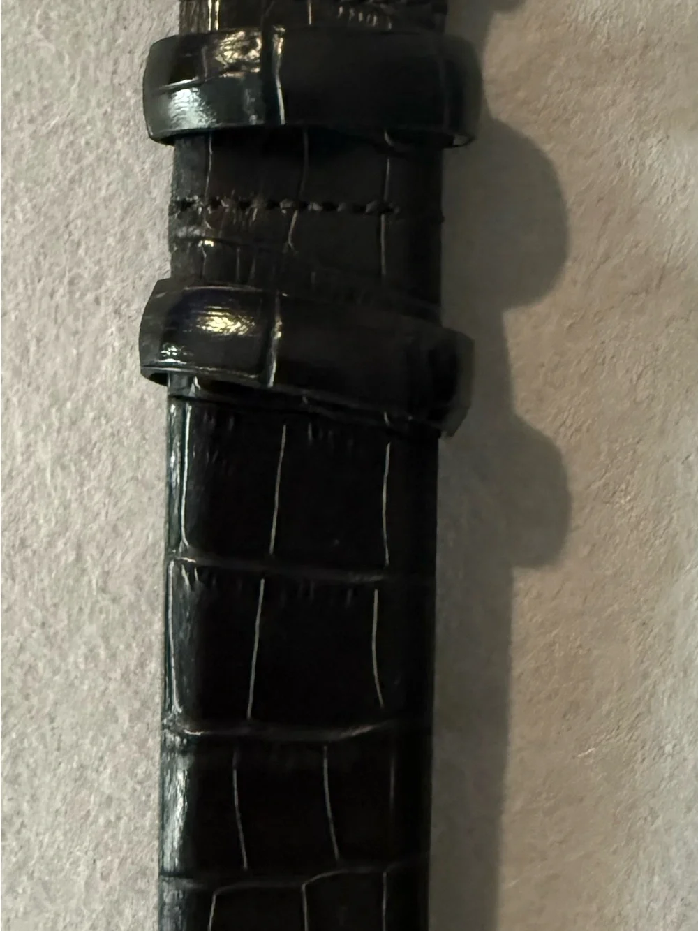 N/A men embossed