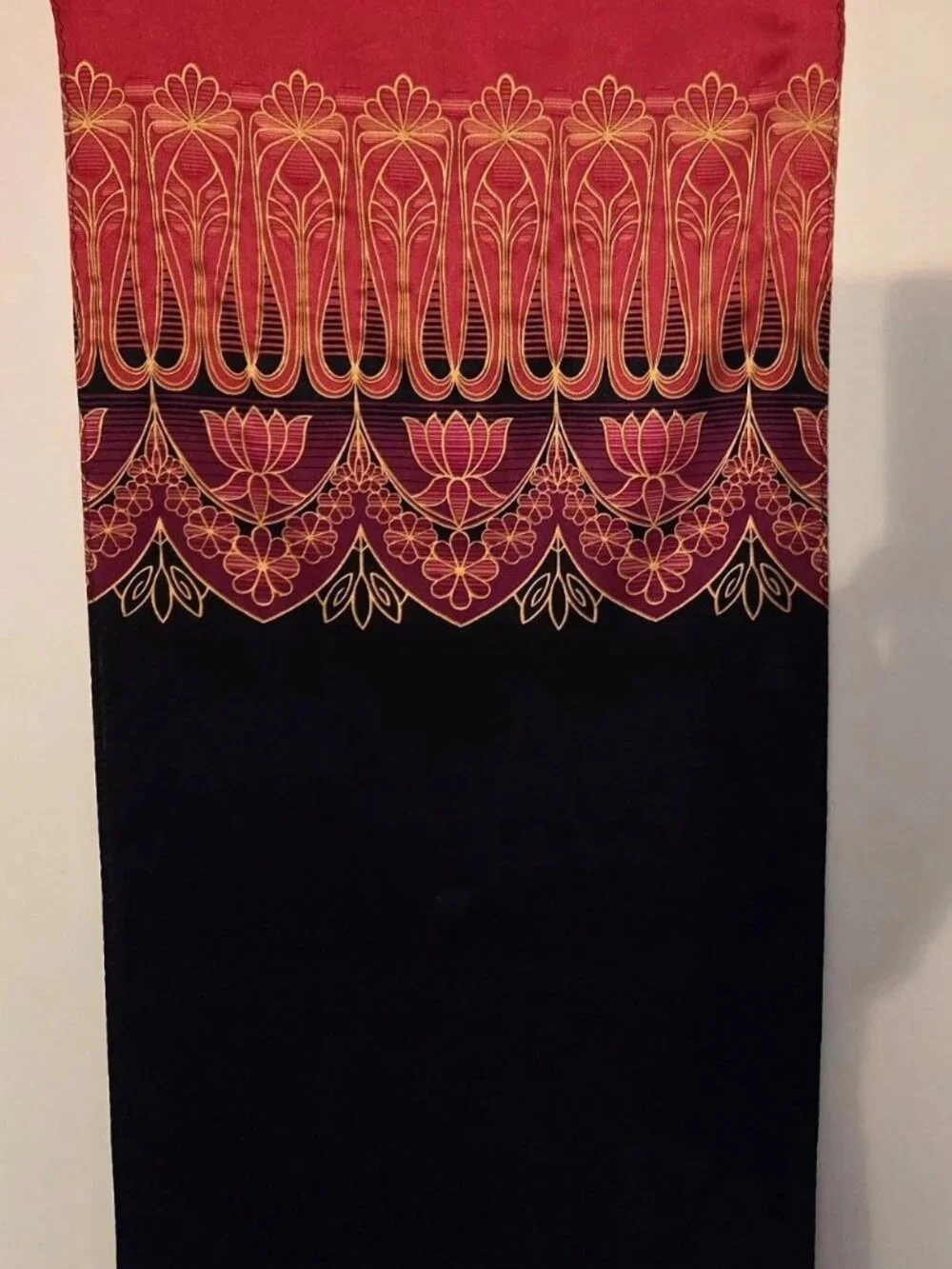 Scarf; Art Nouveau design in black red gold fuschia; rectangle; Smithsonian Inst