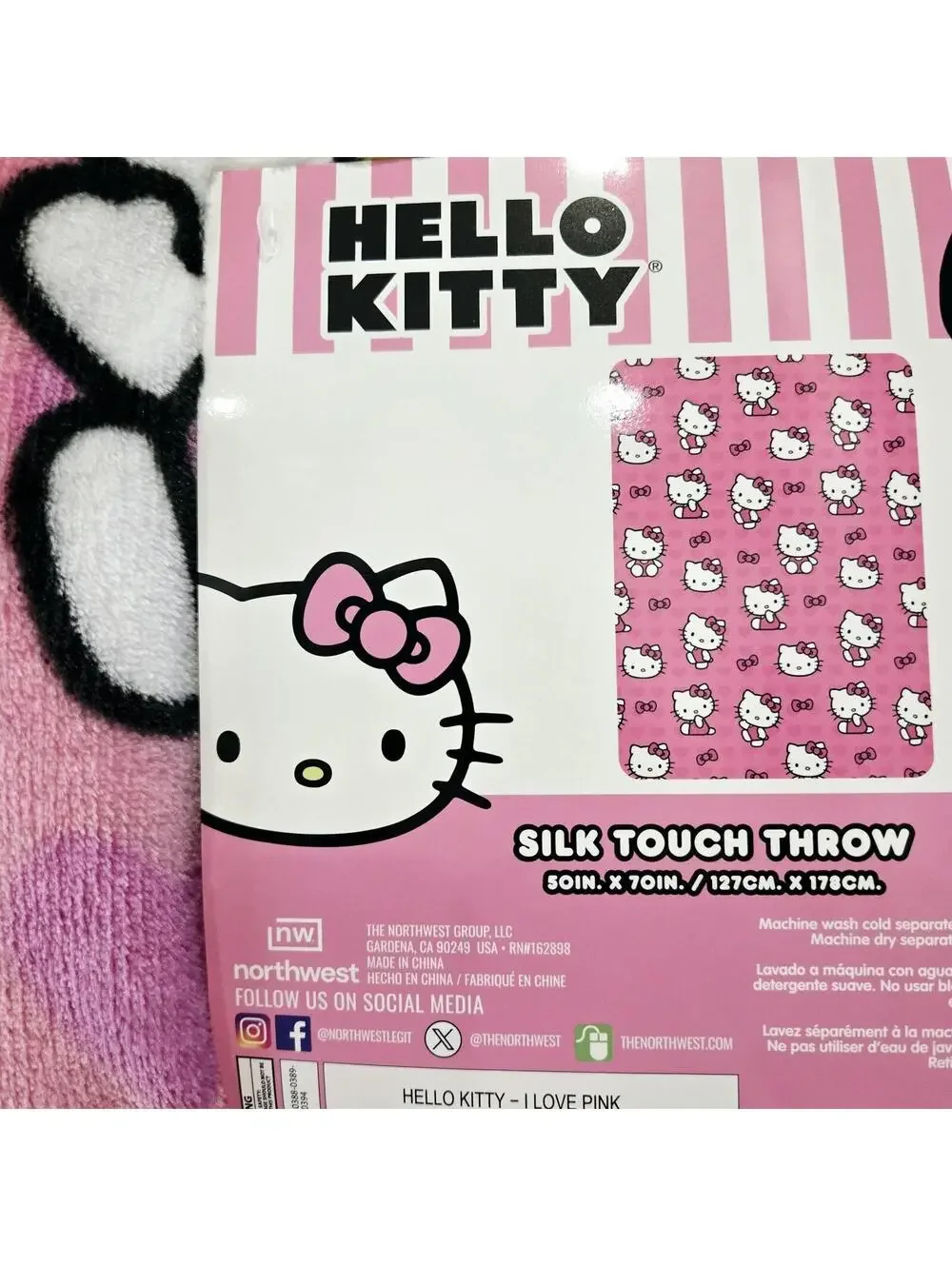 Sanrio Hello Kitty Plush Throw Blanket 50”x70” Pink Bows And Hearts Valentines