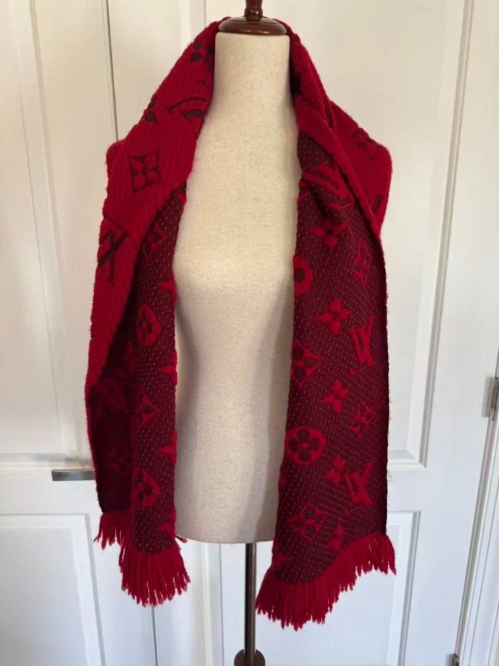 100% Authentic Louis Vuitton Wool/Silk scarf