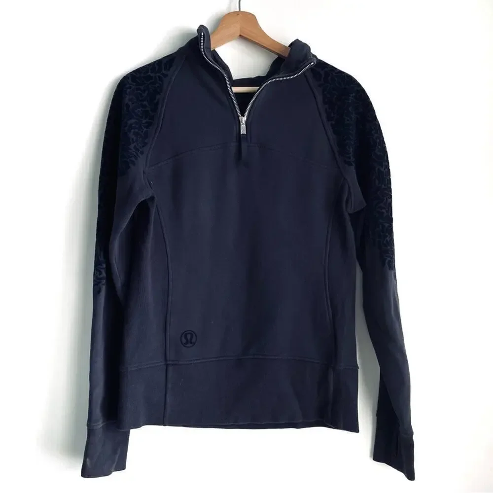 Lululemon floral flocked back zip pullover front pocket navy blue size 6