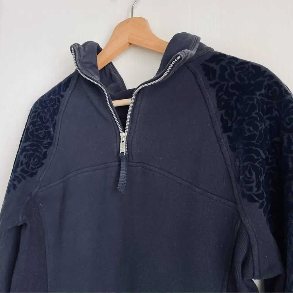 Lululemon floral flocked back zip pullover front pocket navy blue size 6
