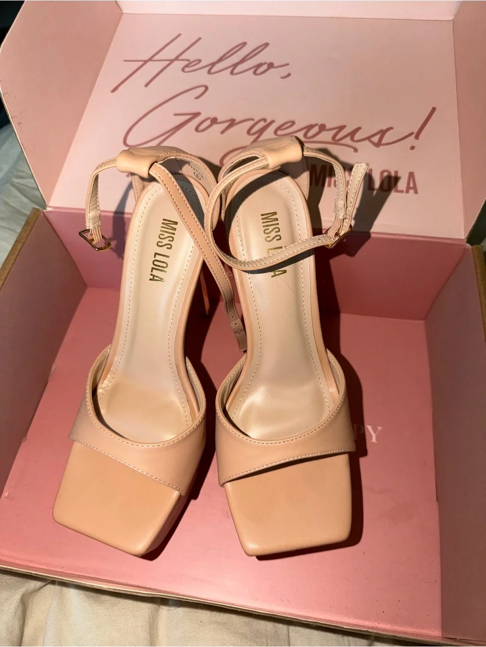 Miss Lola high platform