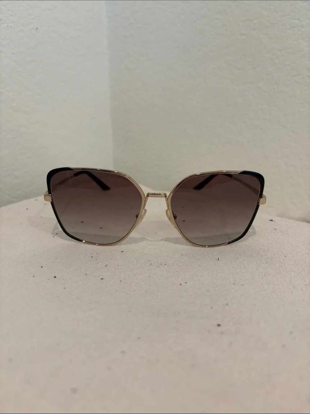 Prada like new