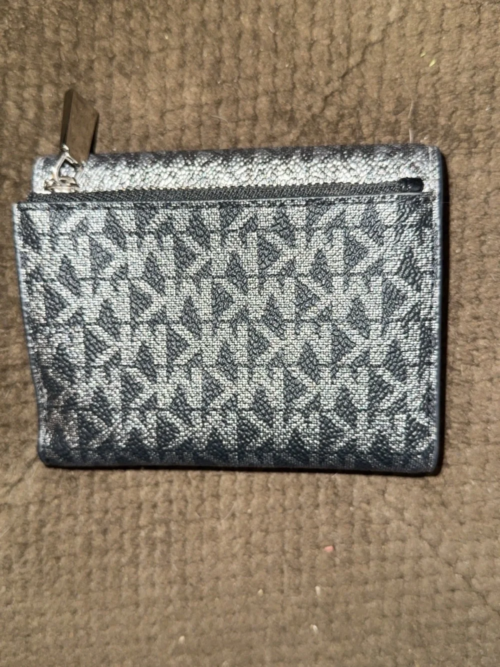 Michael Kors compact michael