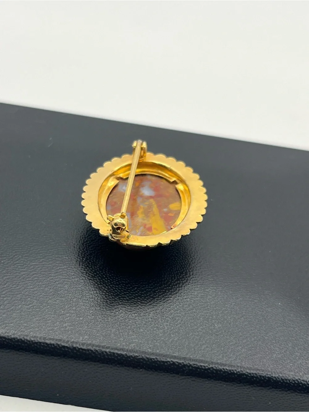 Orange red oval faux stone beaded scalloped edge gold tone vintage brooch pin