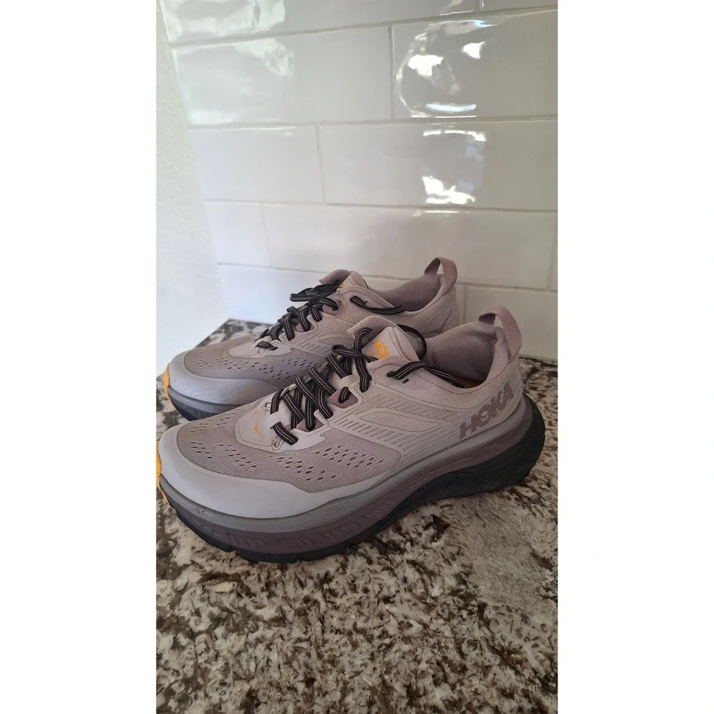 Hoka One One hoka one