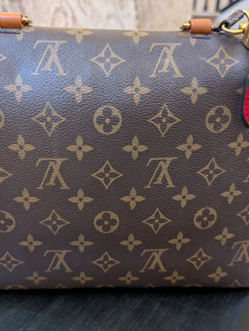 Louis Vuitton inches height