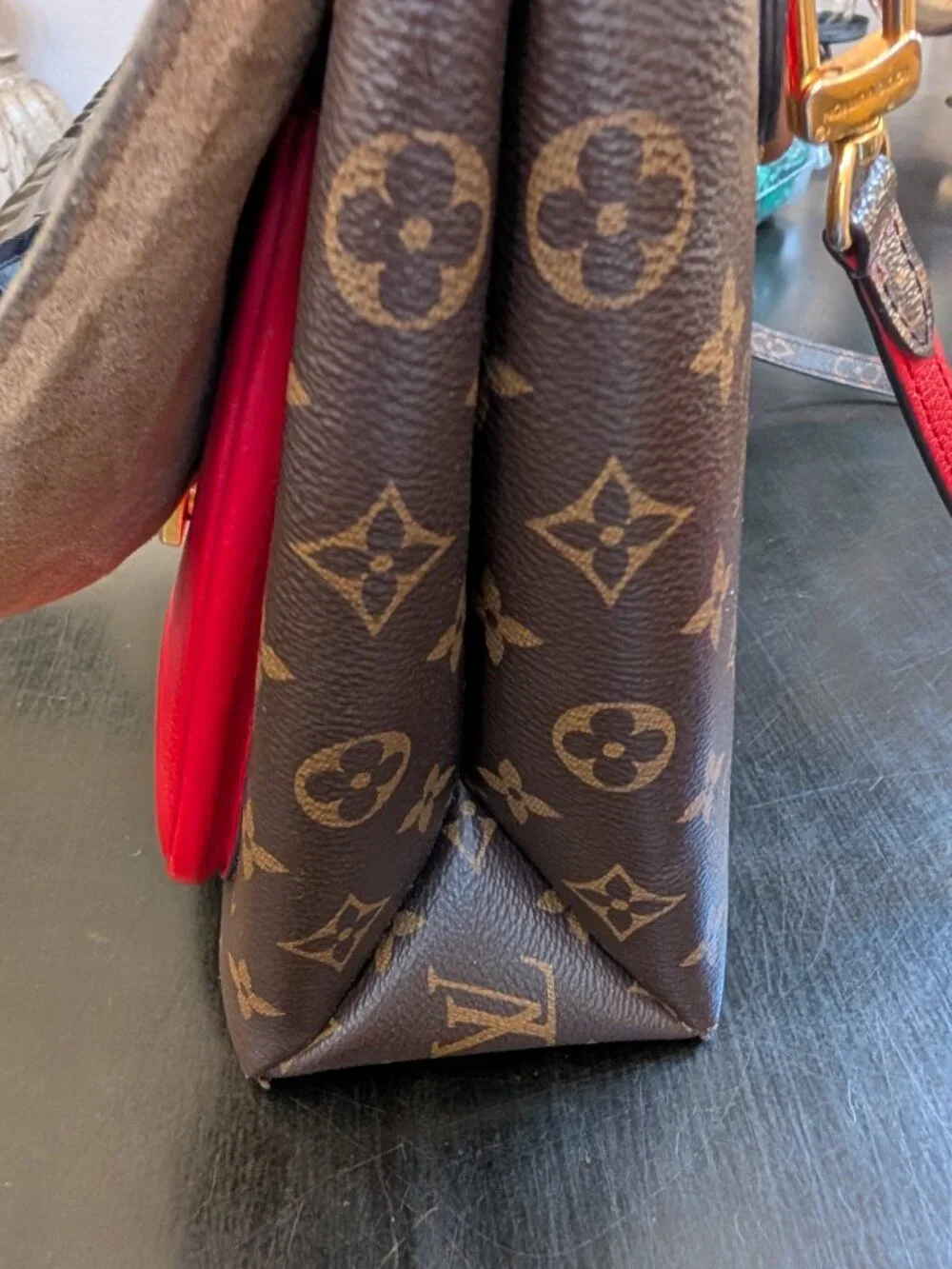 Louis Vuitton inches height