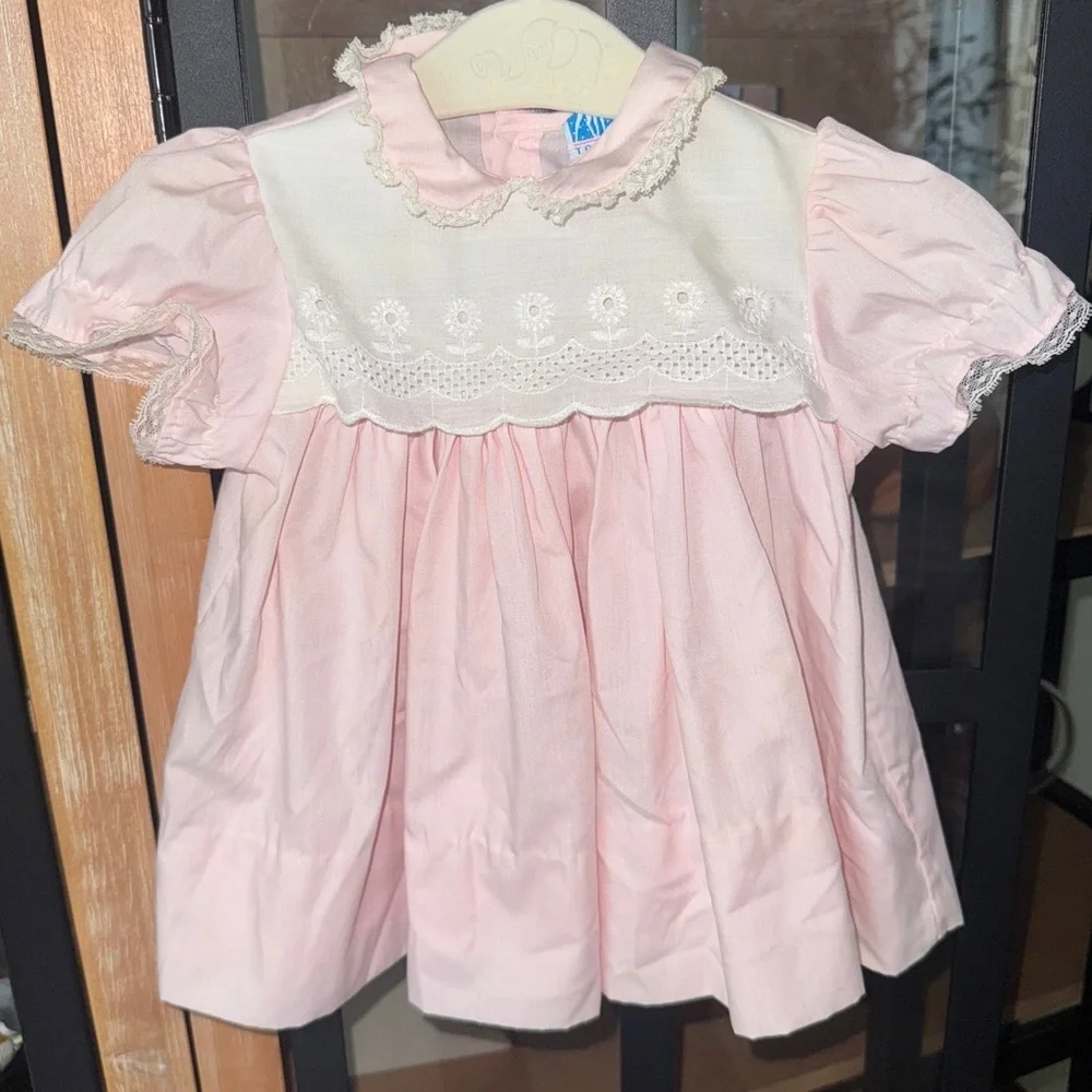 Vintage 80s Heirloom dress eyelet embroidered lace sunflowers embroidered baby