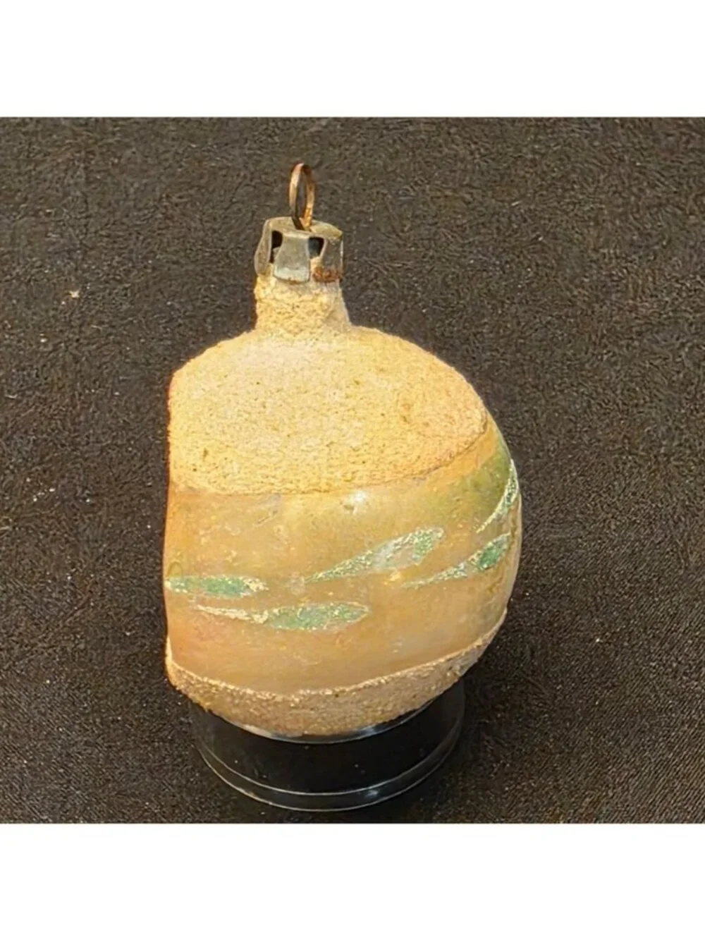 Source Unknown vintage round