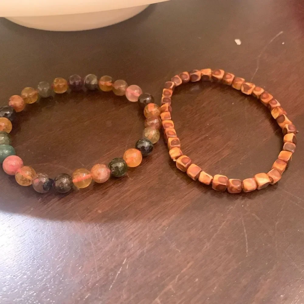Set of stretch natural earth tone bracelets