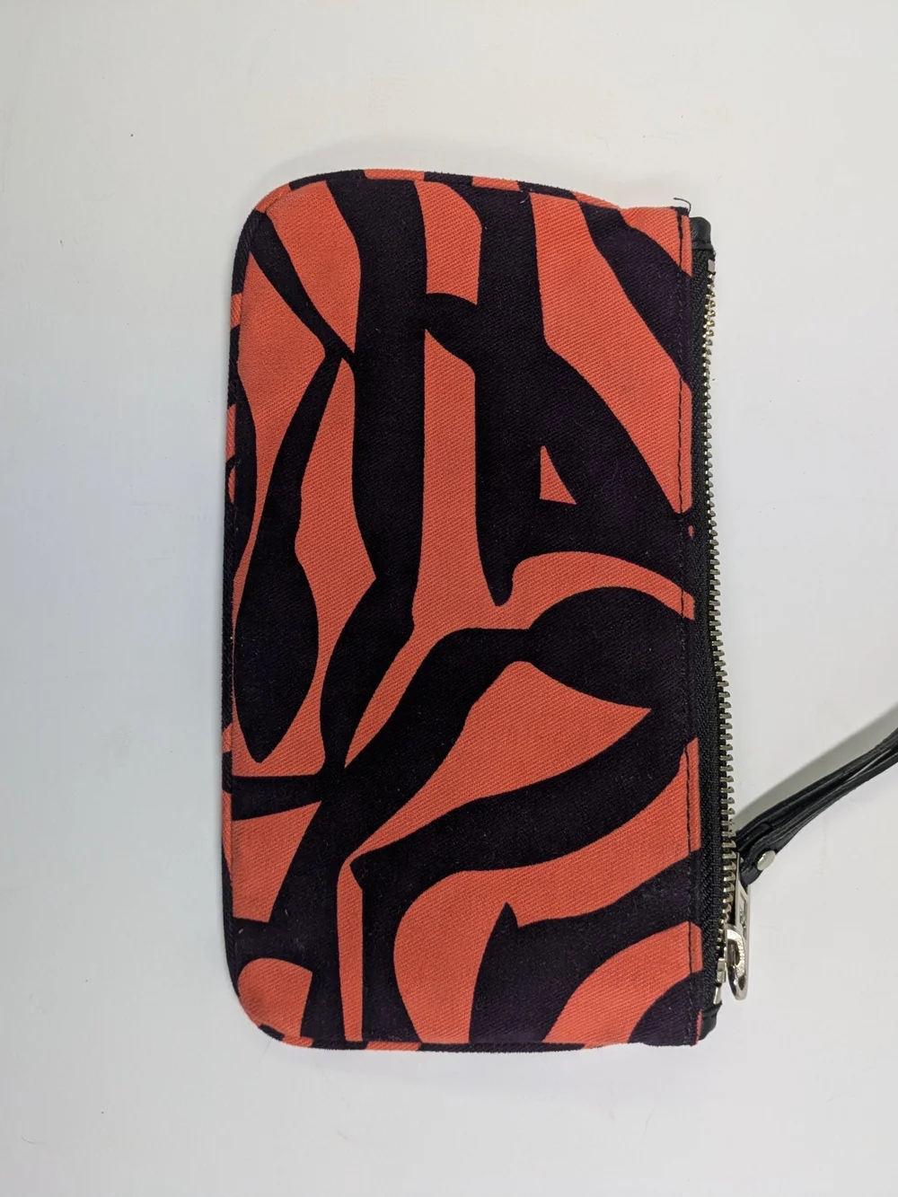 Marc By Marc Jacobs style carry tiger