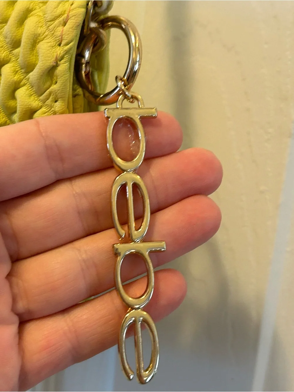 bebe compact woven