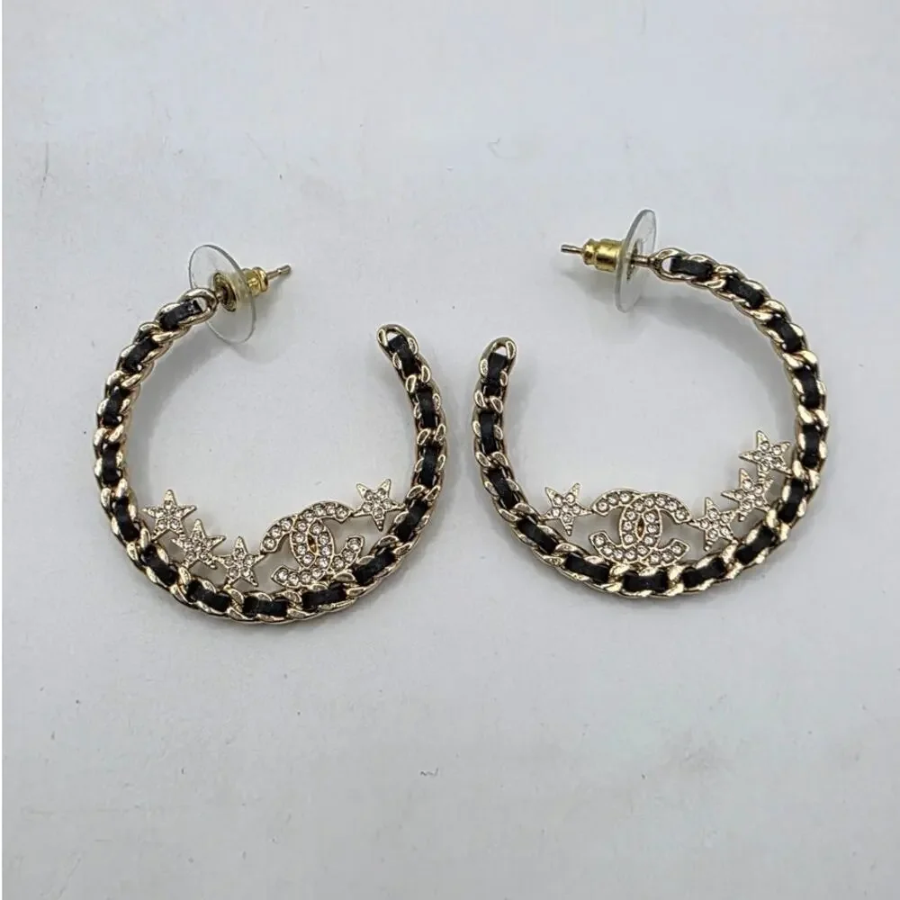 CHANEL gold tone