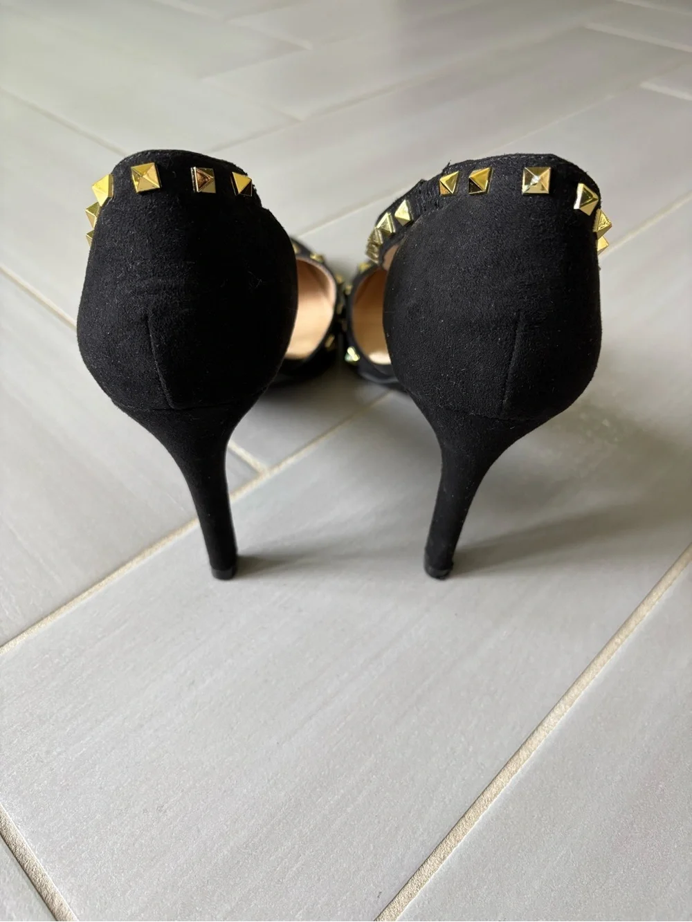 Adrienne Vittadini chic black