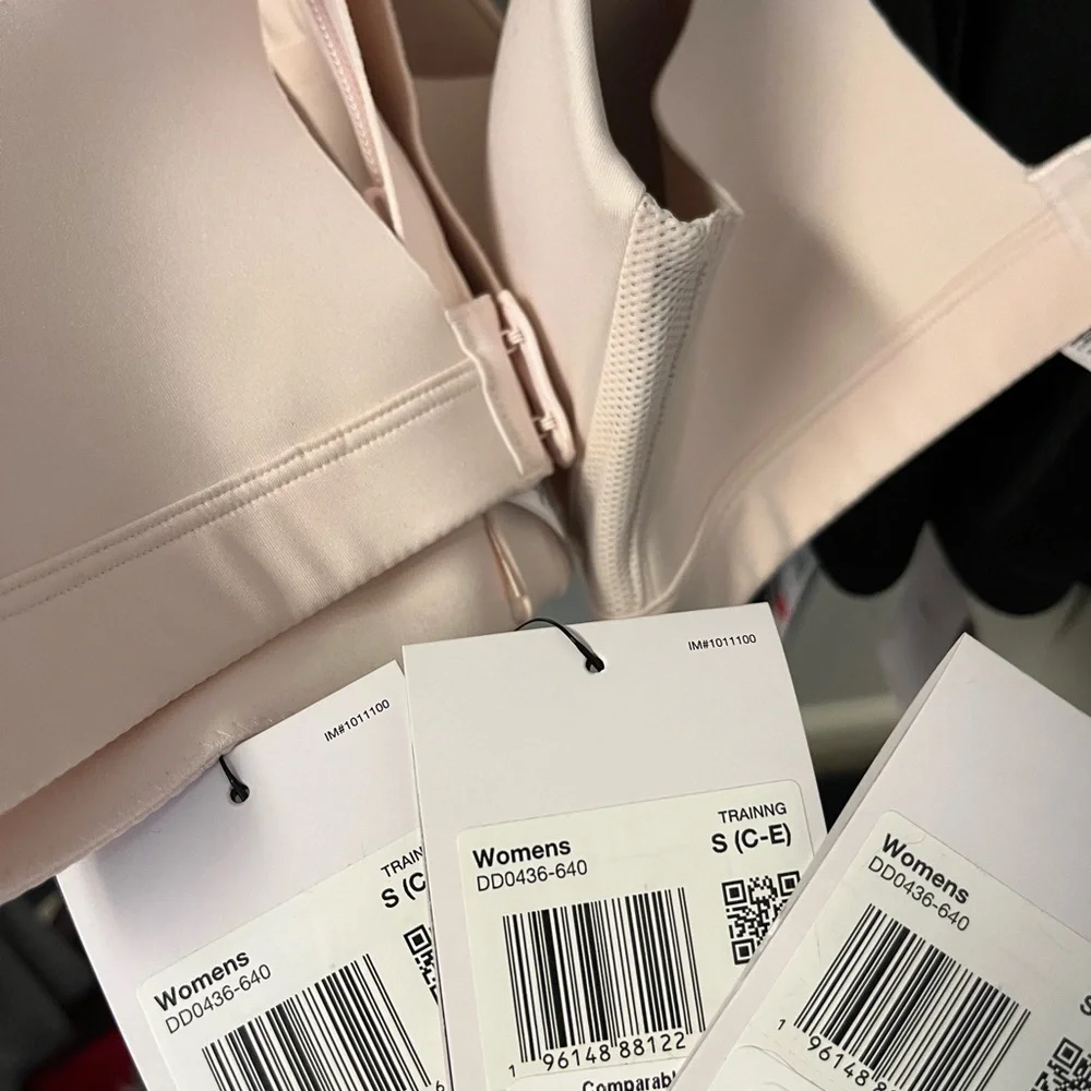 NEW Nike Alpha Women's High-Support Padded Zip Front Racerback Pink Sports bra