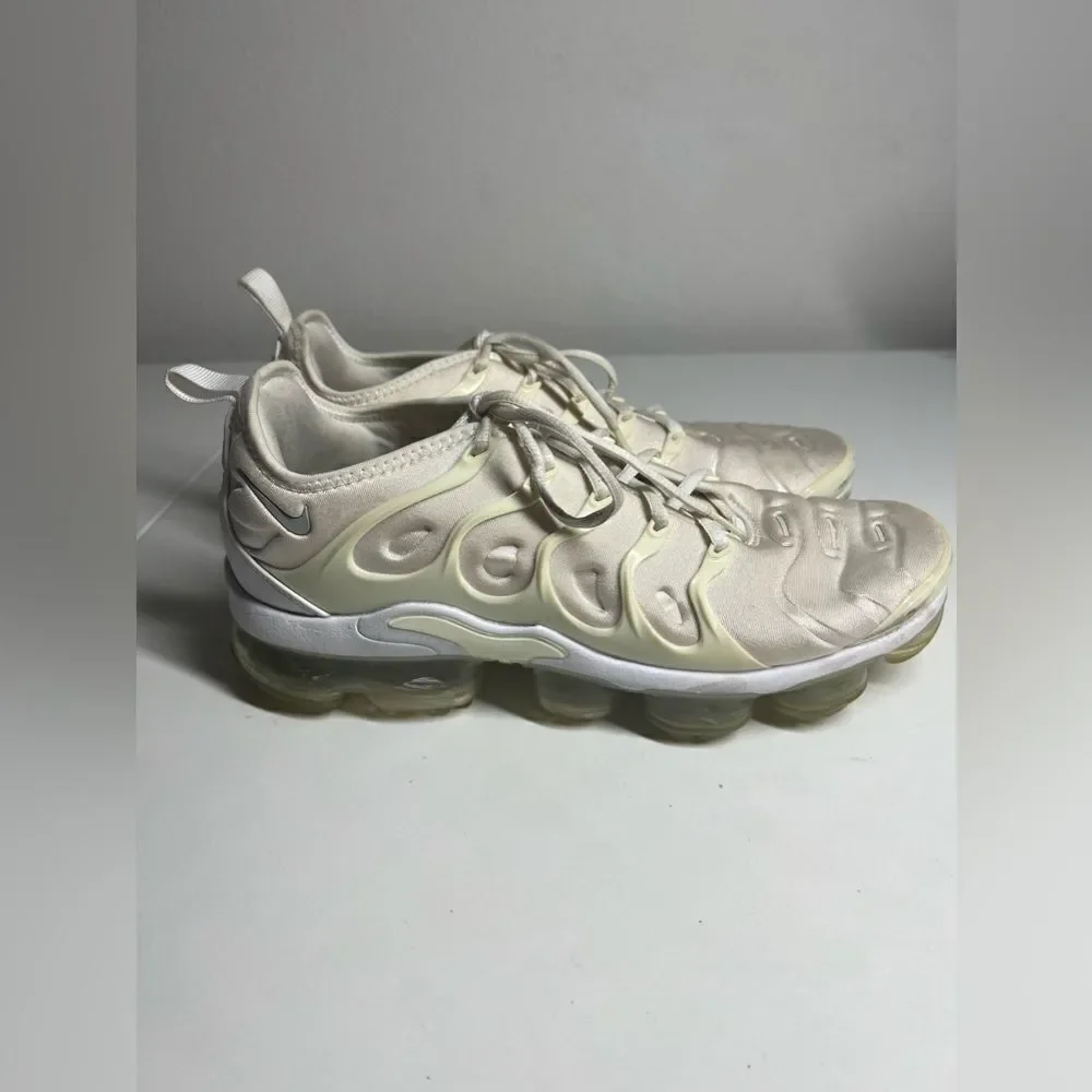 Nike platinum 100