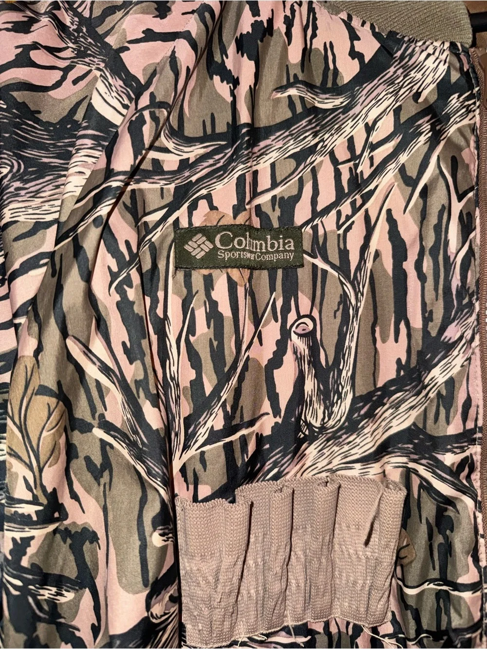 Columbia Sportswear Company stylish men